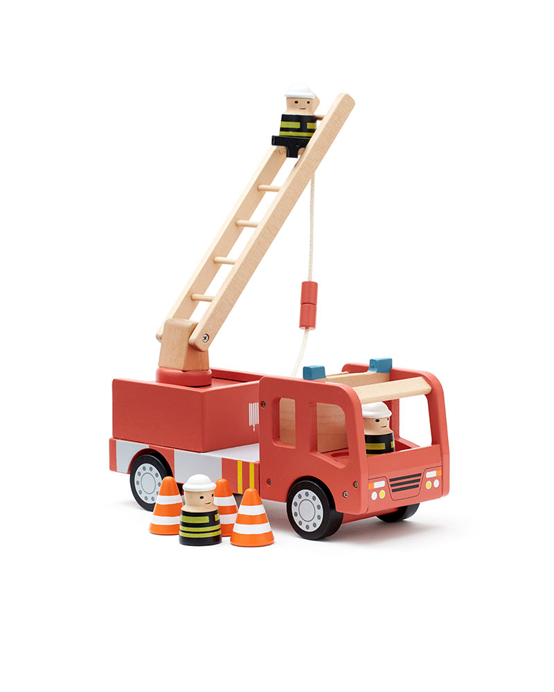 camion de pompier en bois