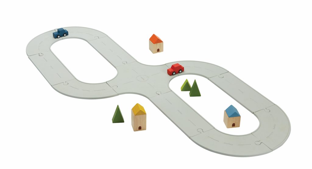 circuit reversible train et voiture en caoutchouc naturel