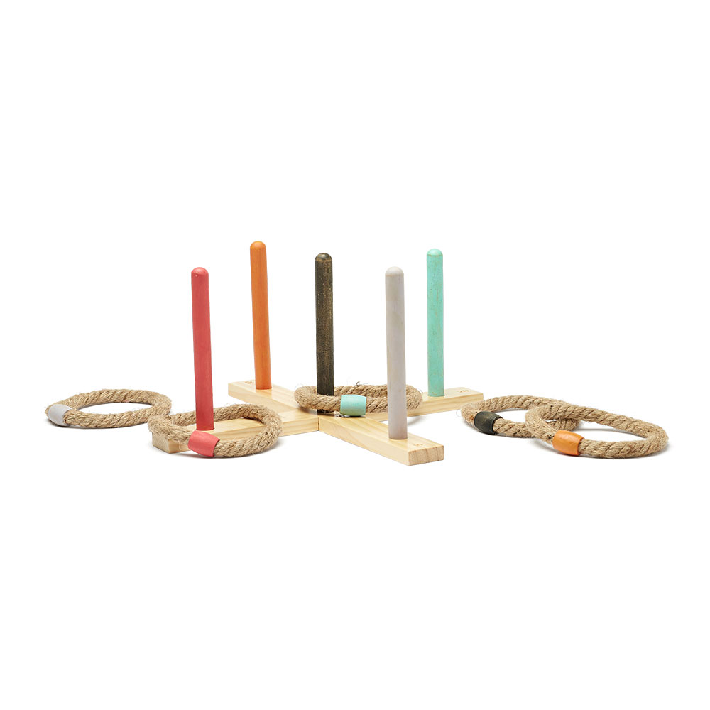 jeu de lancer d'anneaux en bois