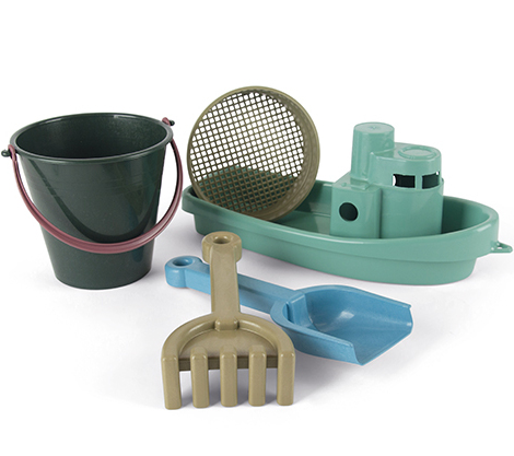 ensemble jouets de plage + grand bateau en plastique recyclé