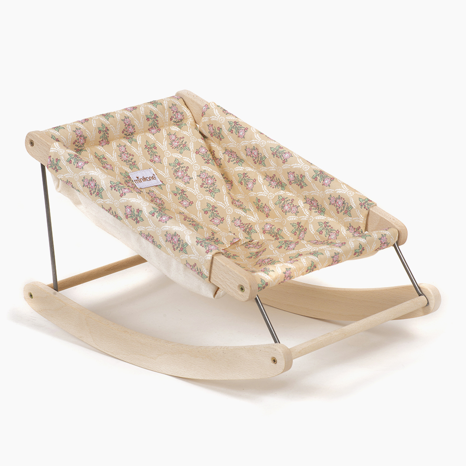 luge en bois pour poupon